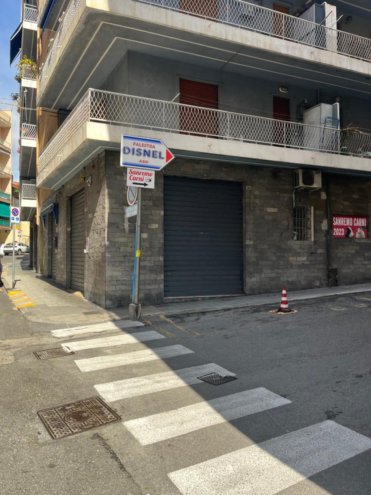 圣雷默Casa Carina Centro Citta Con Garage Privato公寓 外观 照片